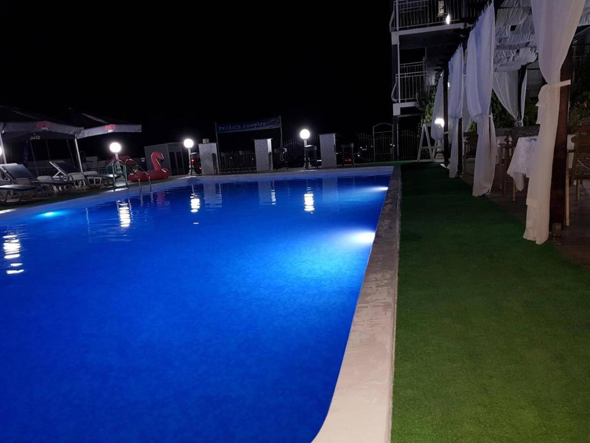 Complex Exotica Hotel Lozenets Bagian luar foto