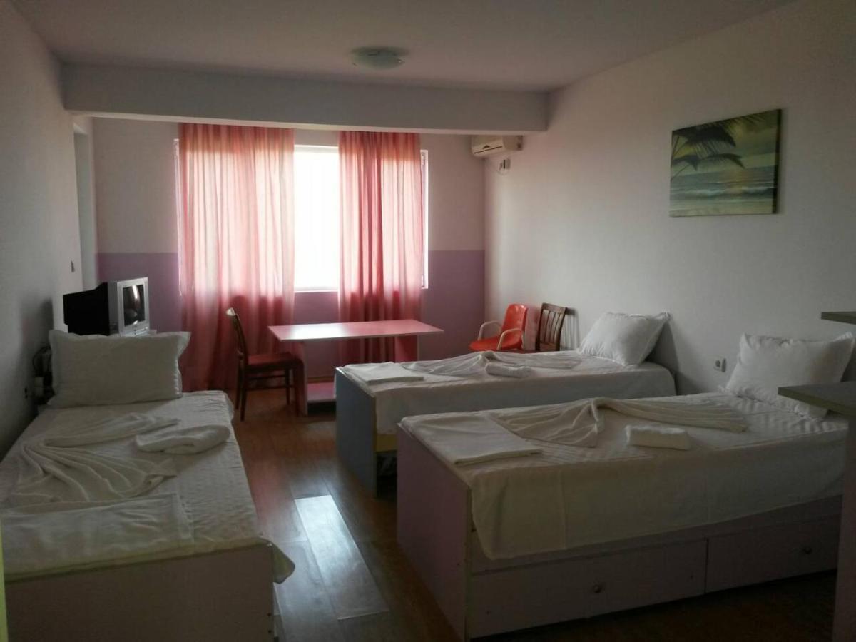 Complex Exotica Hotel Lozenets Bagian luar foto