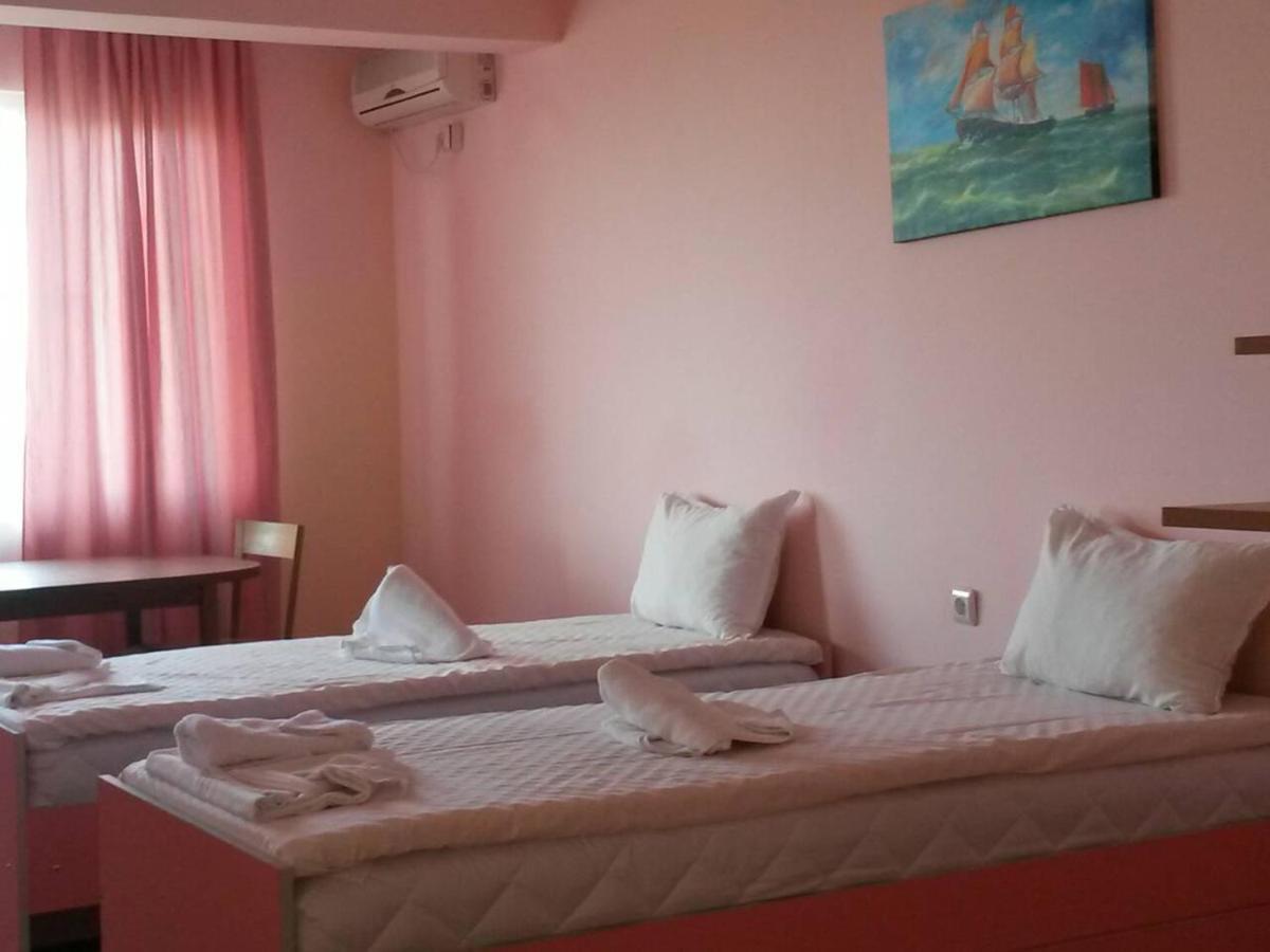 Complex Exotica Hotel Lozenets Bagian luar foto