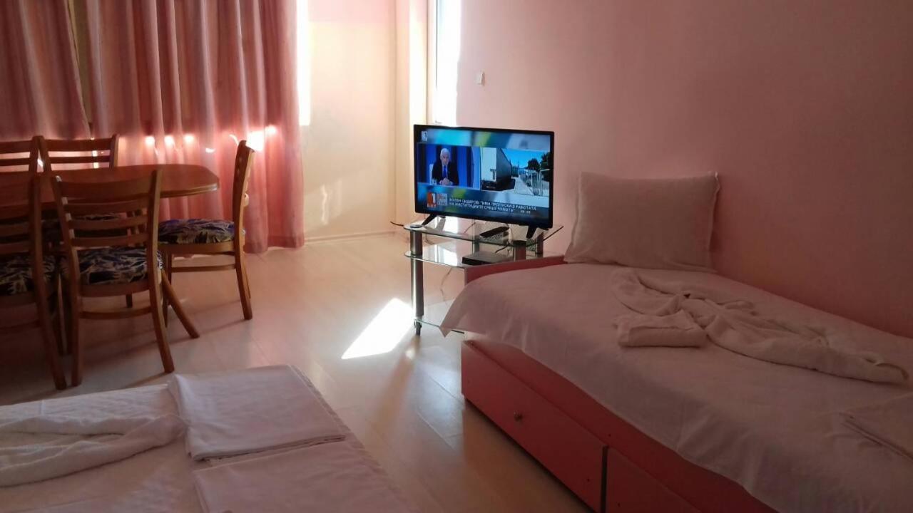 Complex Exotica Hotel Lozenets Bagian luar foto