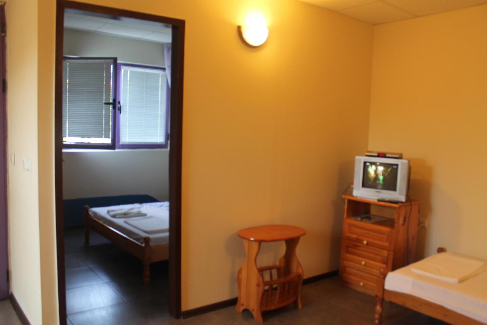 Complex Exotica Hotel Lozenets Bagian luar foto