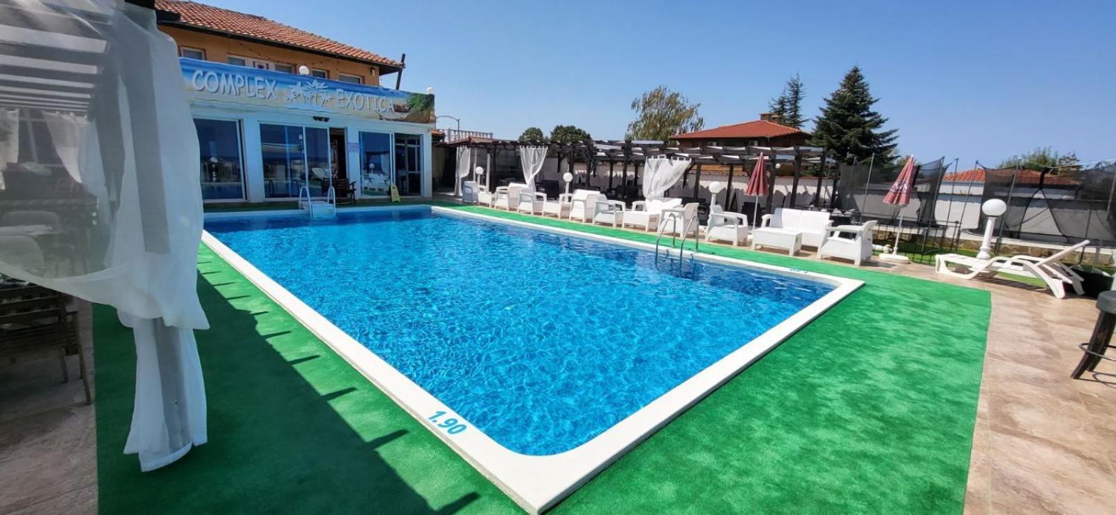 Complex Exotica Hotel Lozenets Bagian luar foto