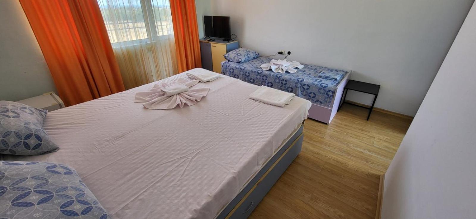 Complex Exotica Hotel Lozenets Bagian luar foto