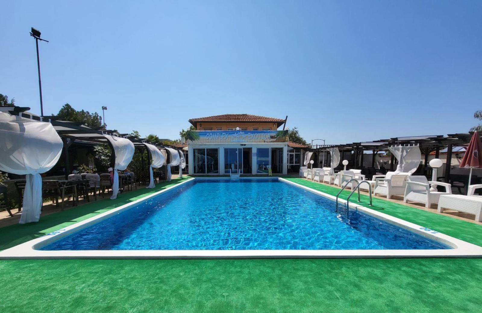 Complex Exotica Hotel Lozenets Bagian luar foto