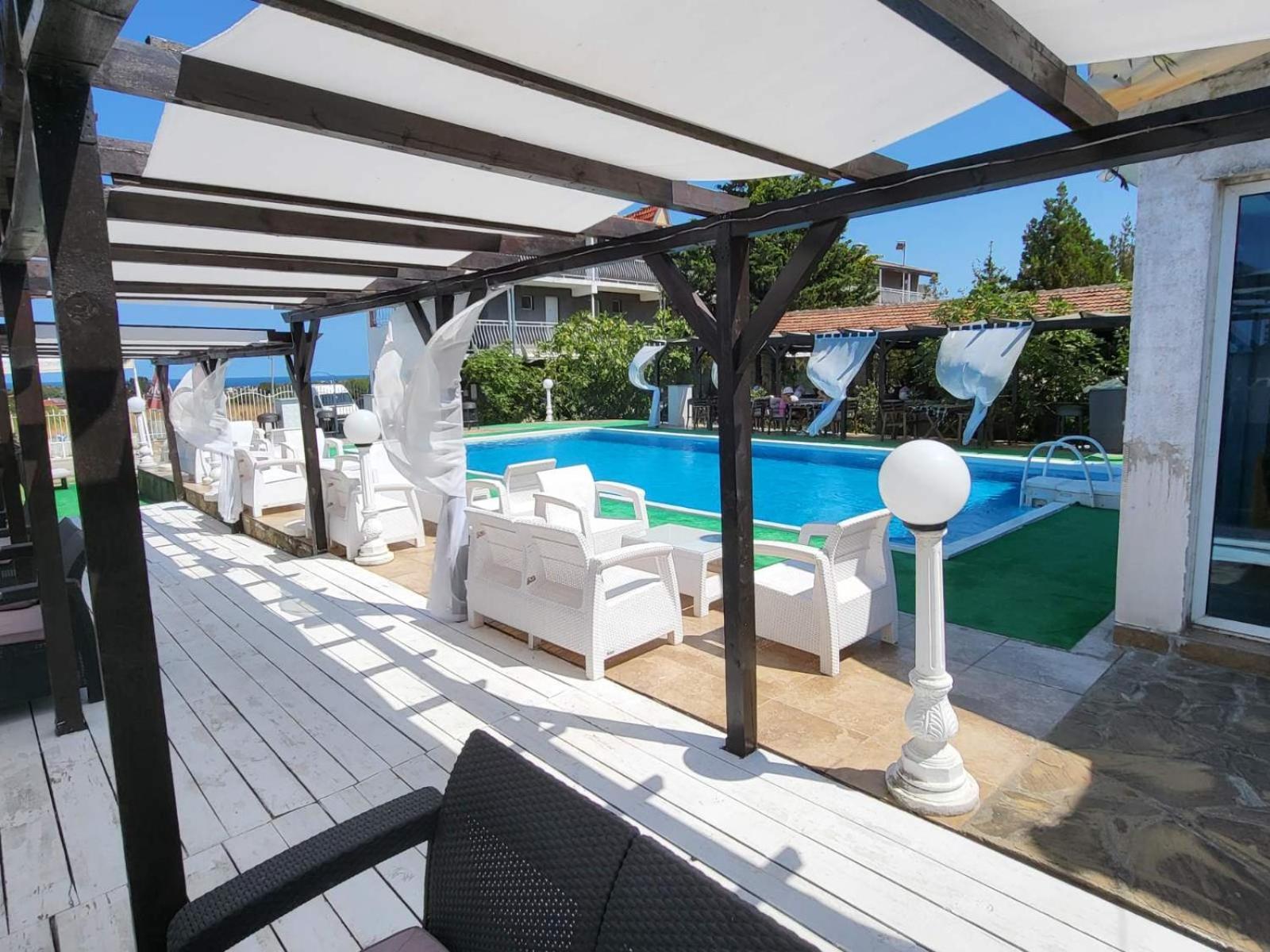 Complex Exotica Hotel Lozenets Bagian luar foto
