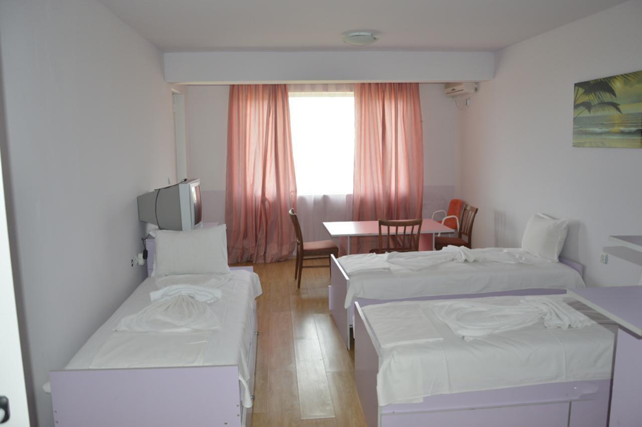 Complex Exotica Hotel Lozenets Bagian luar foto