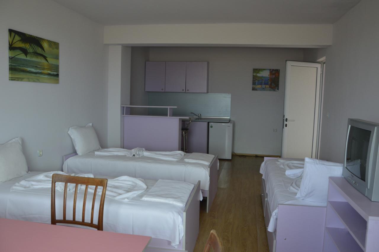 Complex Exotica Hotel Lozenets Bagian luar foto