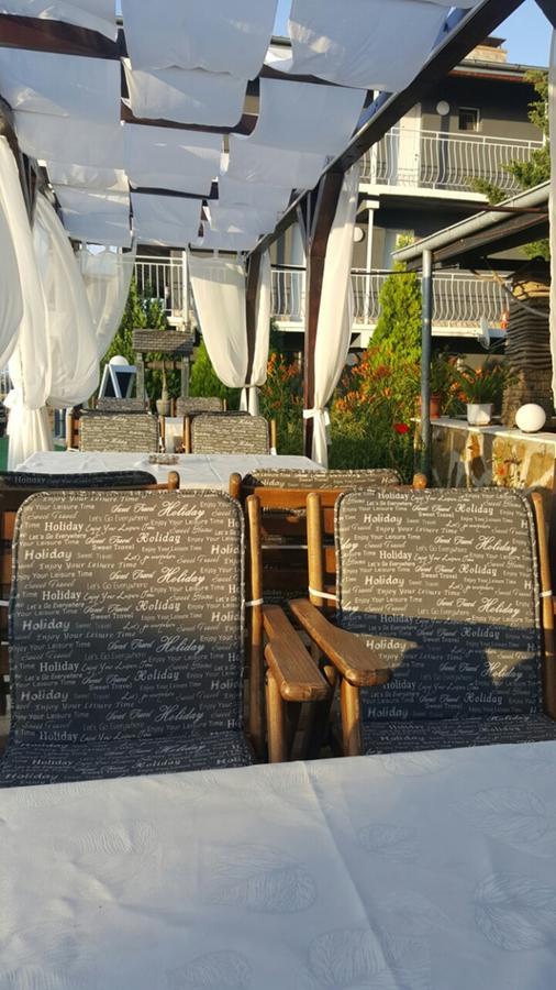 Complex Exotica Hotel Lozenets Bagian luar foto