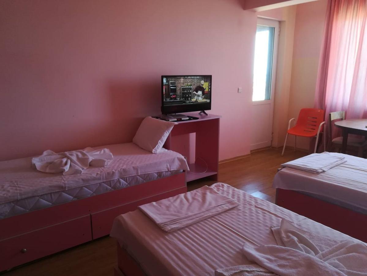 Complex Exotica Hotel Lozenets Bagian luar foto