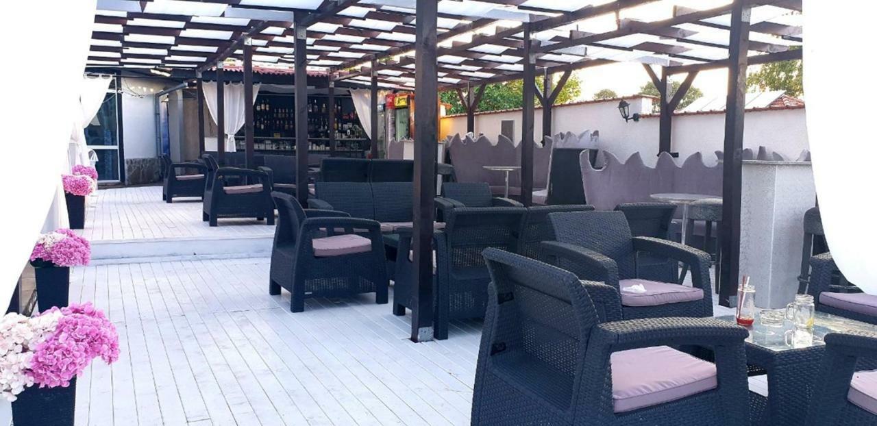 Complex Exotica Hotel Lozenets Bagian luar foto